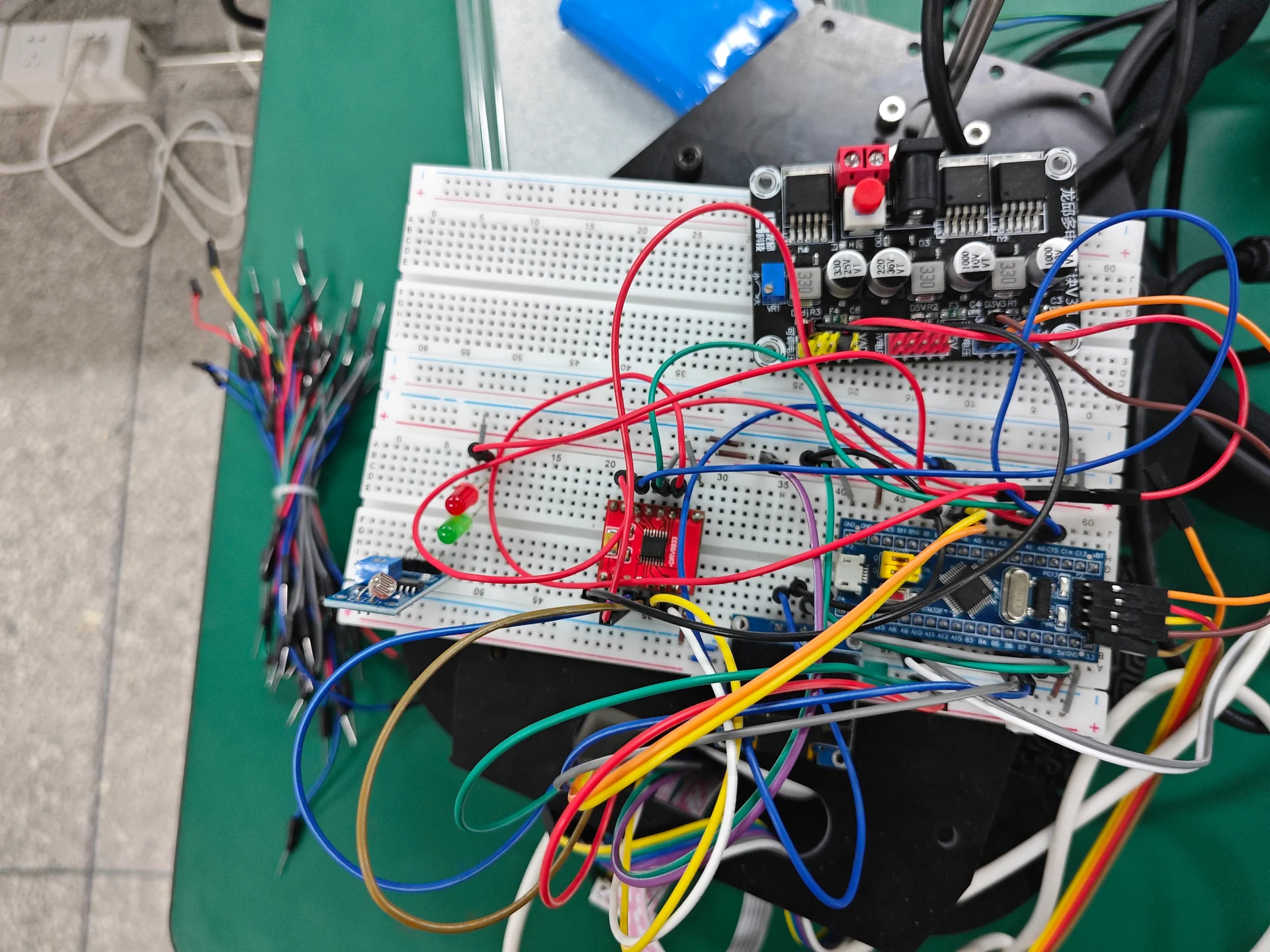 电路板模块连接