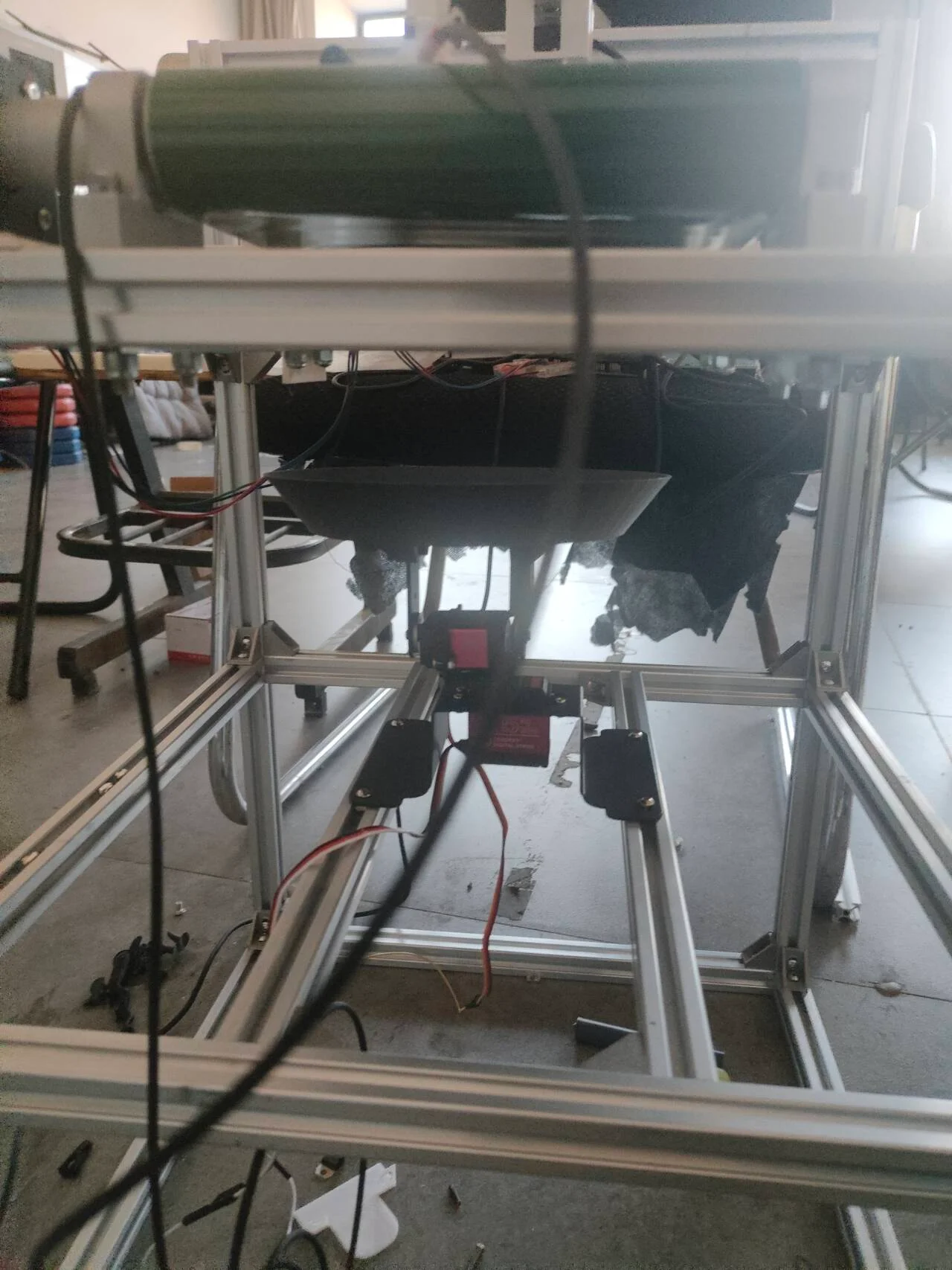 传送带与机械臂