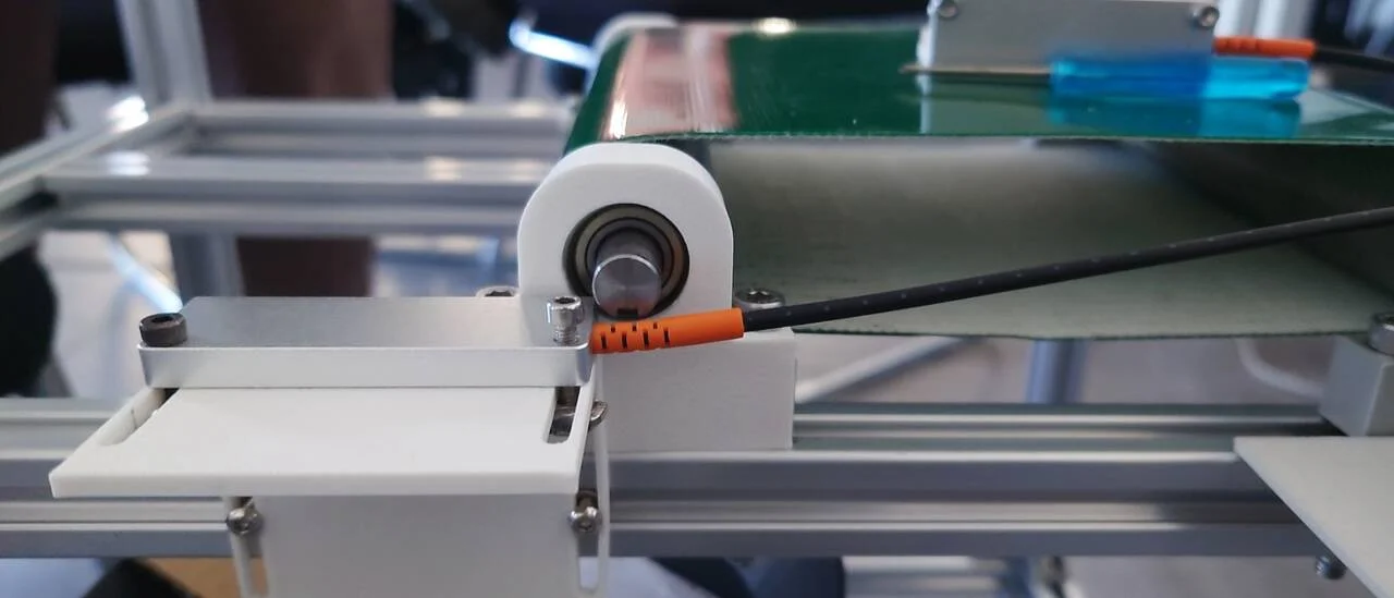 传送带滚筒传感器接线细节