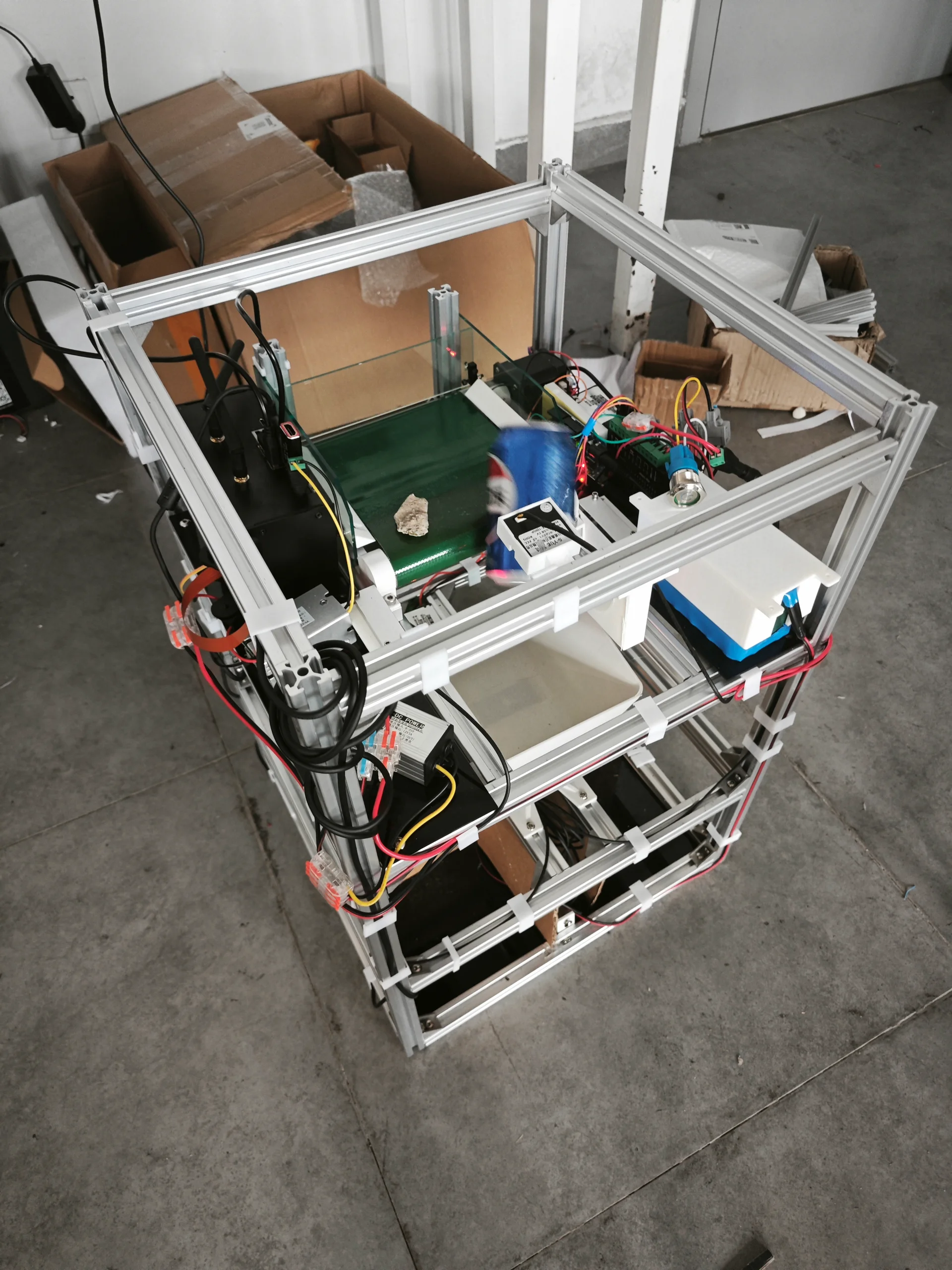 传送带易拉罐测试